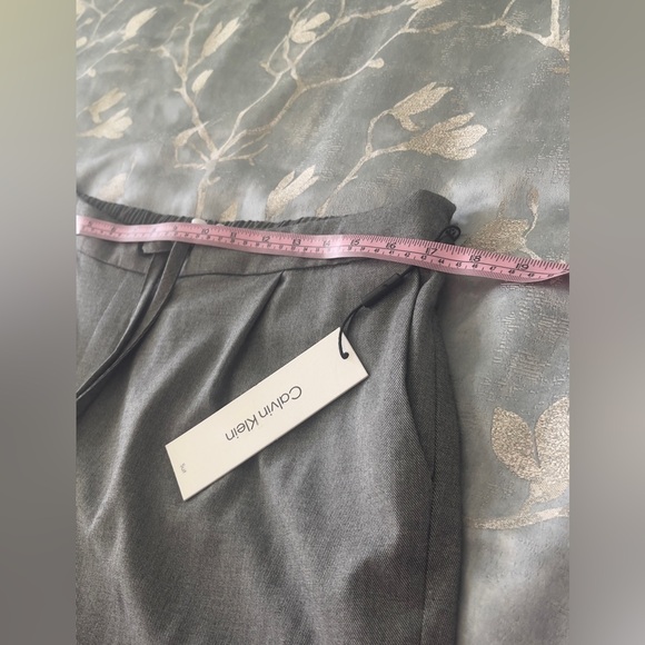 Calvin Klein Tapered Pull-On Pants Woman’s Gray Size 12 - Picture 11 of 16